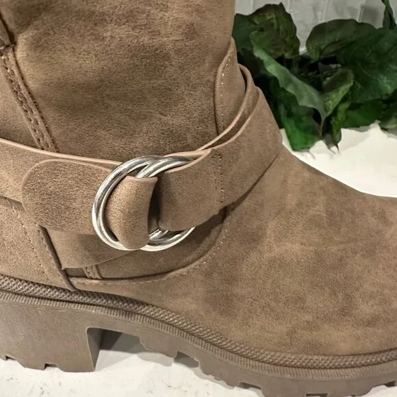 Womens 9.5 Nikeeta Taupe Mid-Calf Boots With Faux Shearling Lining &amp; Buckle Acce
