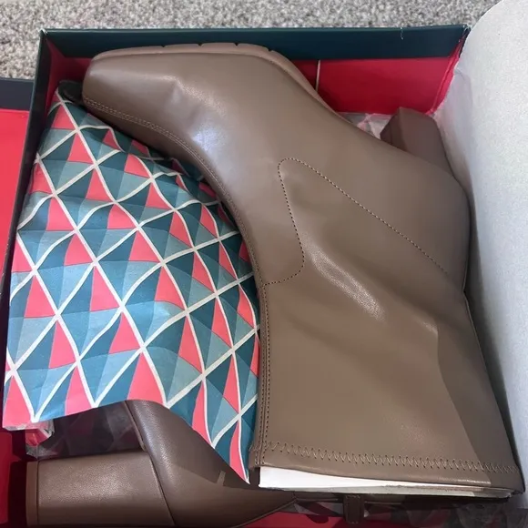Women’s Aerosoles Cinnamon Mid Calf Boots Taupe Block Heels Side Zip US 11