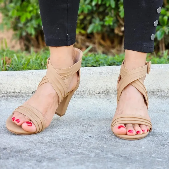 Women's Ankle Strap Block Heel Dress Sandals Natural Color