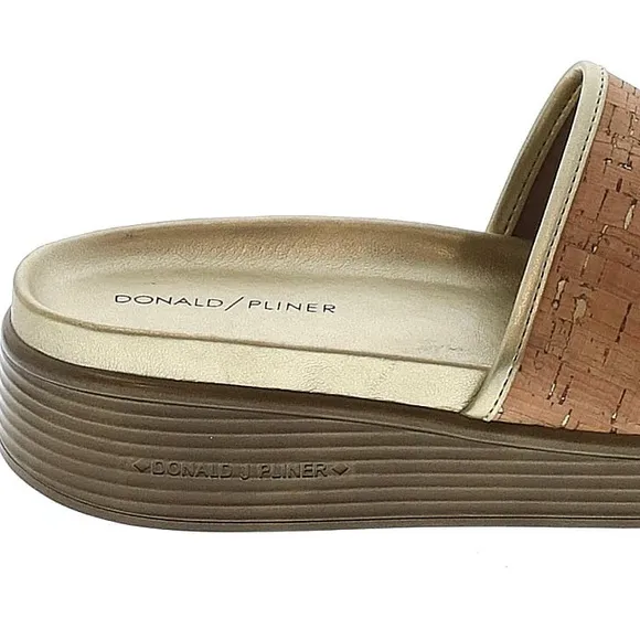 Women's Donald Pliner Sandals, Size 9.5M, Gold/Brown Leather