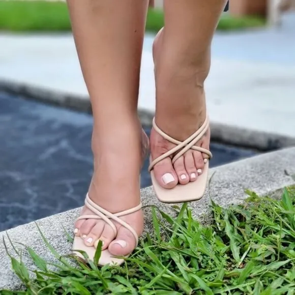 Women's Nude Square Sole Triple Strappy Chunky Heel Sandals‎