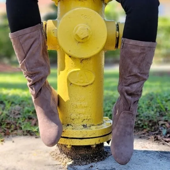 Women's Taupe Wrinkle Finish‎ Calf Length Pull On Boots Rounded Toe