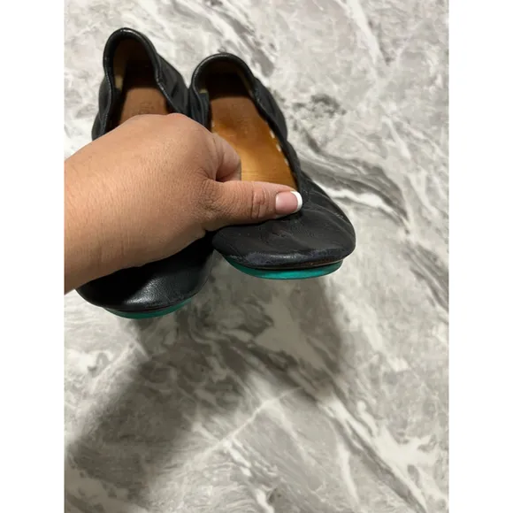 Women's Tieks Ballet Flats Black Leather Size 7