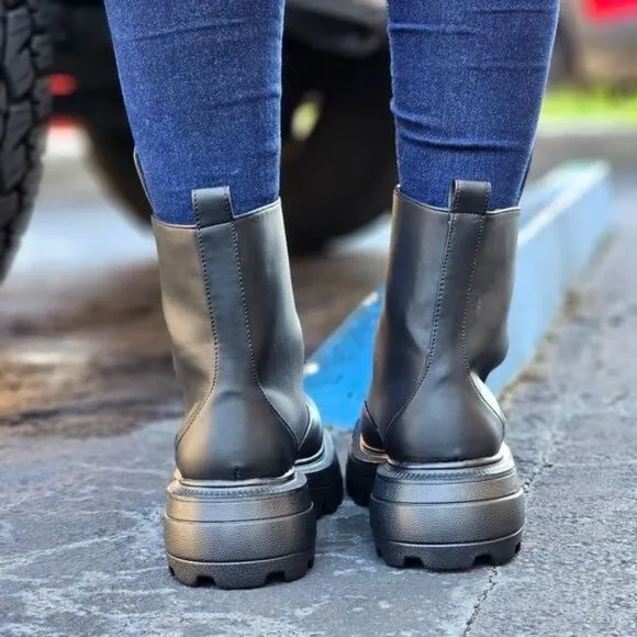 Womens Platform Combat Ankle Boots Black Color