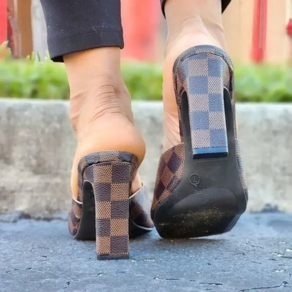 Women Square Toe Sandals Slip On Checkered Color