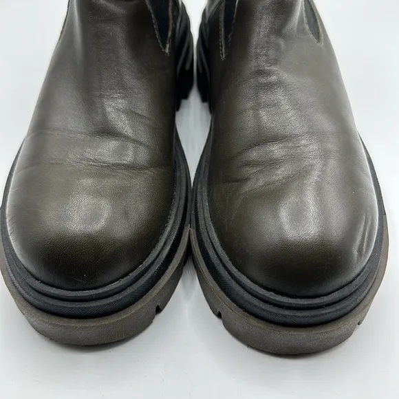 ZARA Chelsea Chunky Khaki Green Leather Ankle Boots Women's Size 5.5