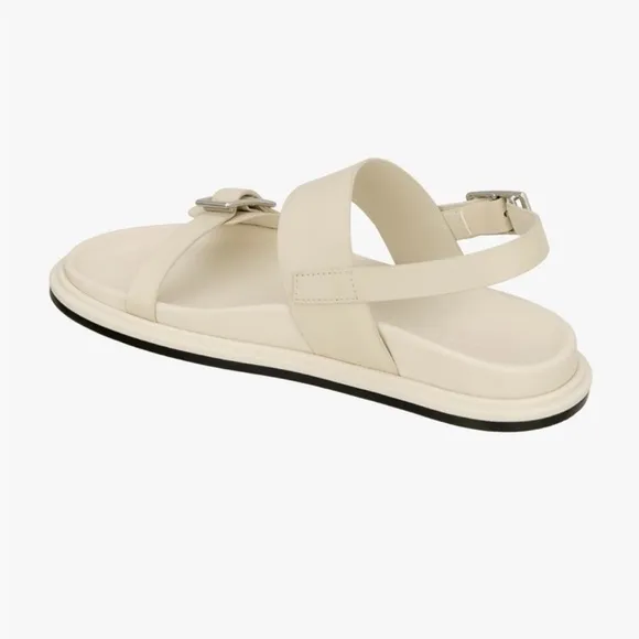 Zara Leather Sandals beige. Size 7 1/2